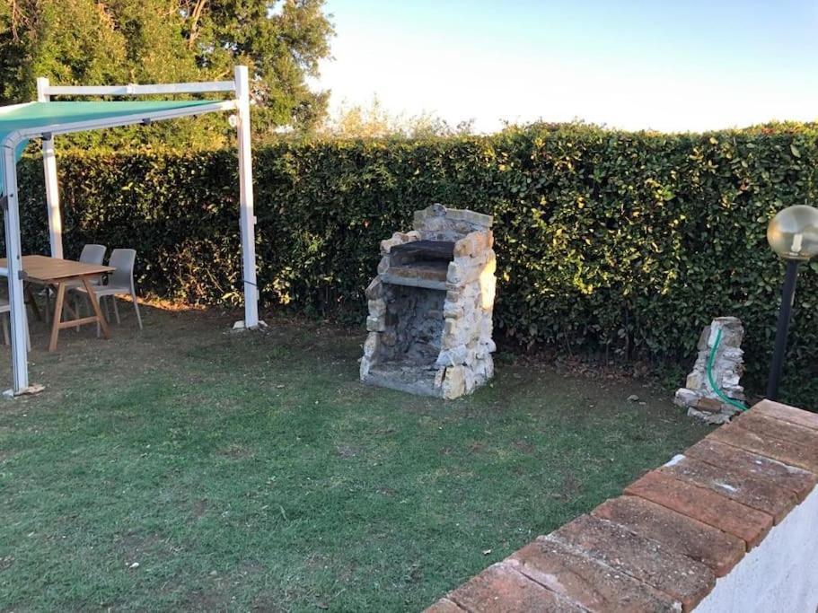 Villetta A Schiera Nei Pressi Del Mare 利沃诺 外观 照片