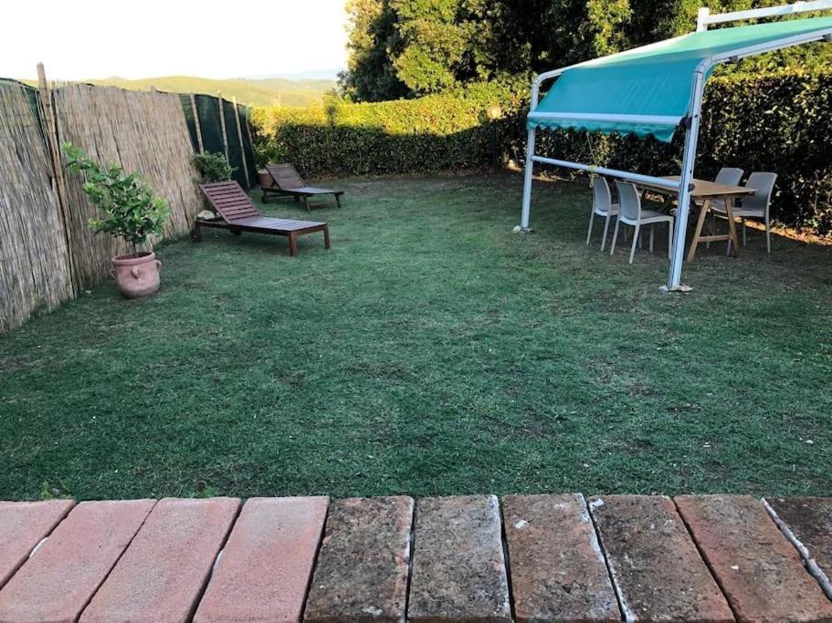 Villetta A Schiera Nei Pressi Del Mare 利沃诺 外观 照片